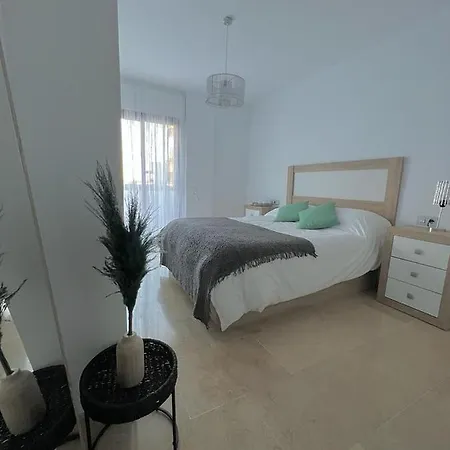 Apartamento Milla De Oro * マルベーリャ