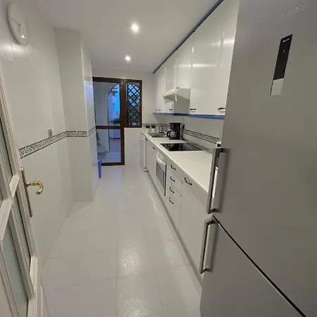 Apartamento Milla De Oro アパート マルベーリャ